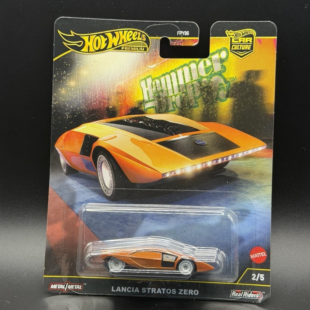 Hot Wheels LANCIA STRATOS ZERO CONCEPT CAR ORANGE DIECAST MODEL CAR HRV77